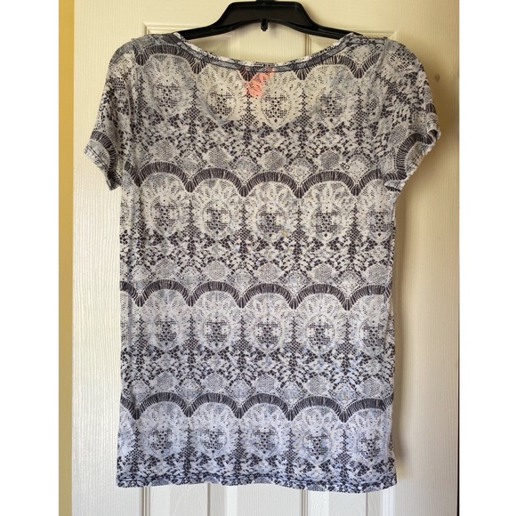 Joe Fresh Black & White see through top - Picture 2 of 5